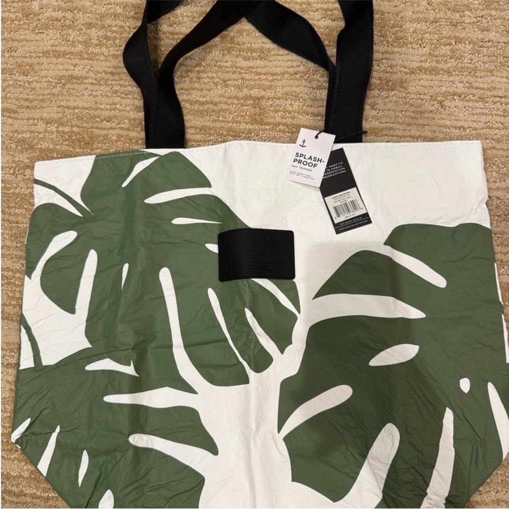 ALOHA Collection Monstera Day Tripper Bag New in sealed bag